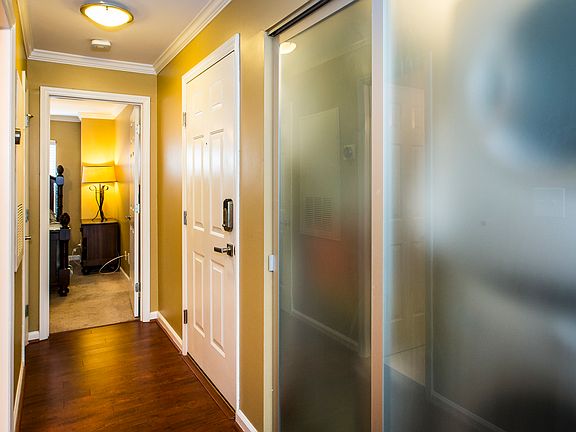 2nd image of 509 Graham St #3G