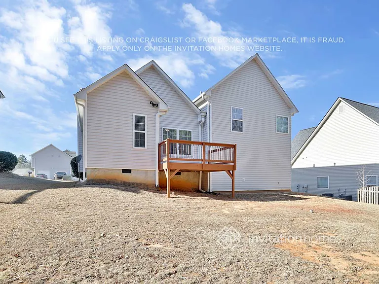 170 Saint Ann Cir — Photo 16