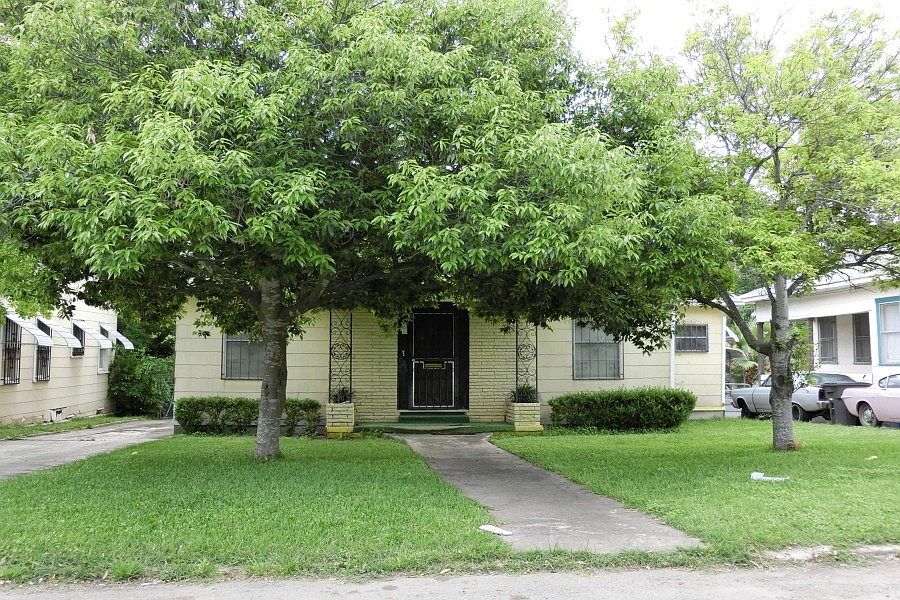 1st image of 826 Halliday Ave