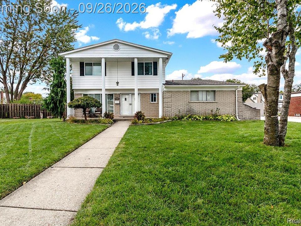 1st image of 36319 Travis Dr
