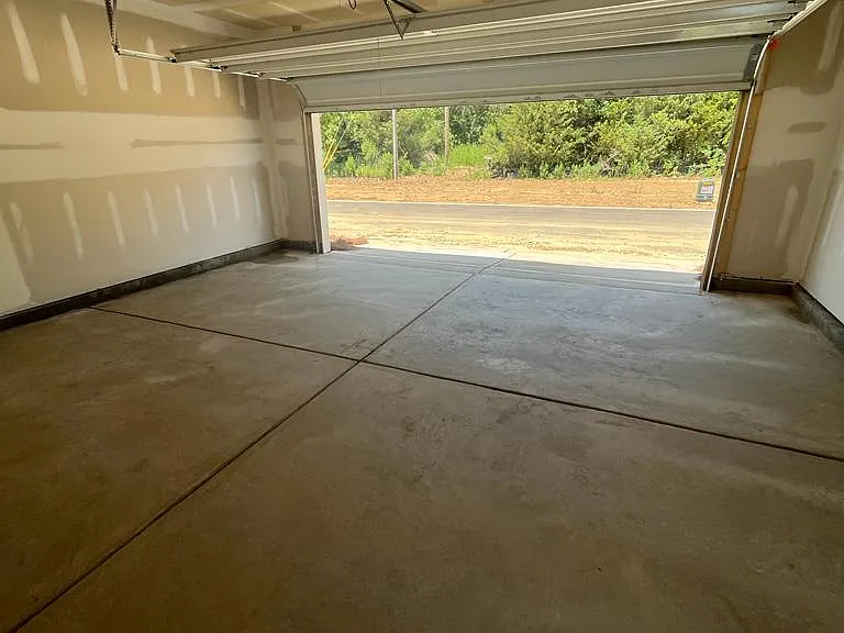 310 Sagecroft Ln — Photo 26