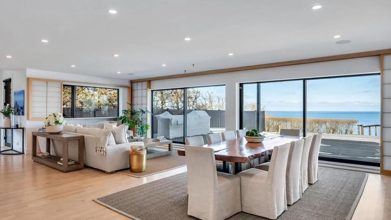 Waterfront Serenity in Wading River | Private Beachfront Retreat — Photo 4