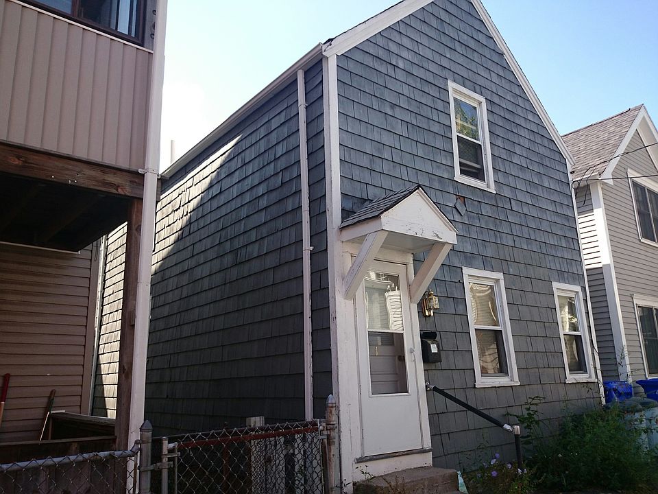 2nd image of 1 Franklin Ct