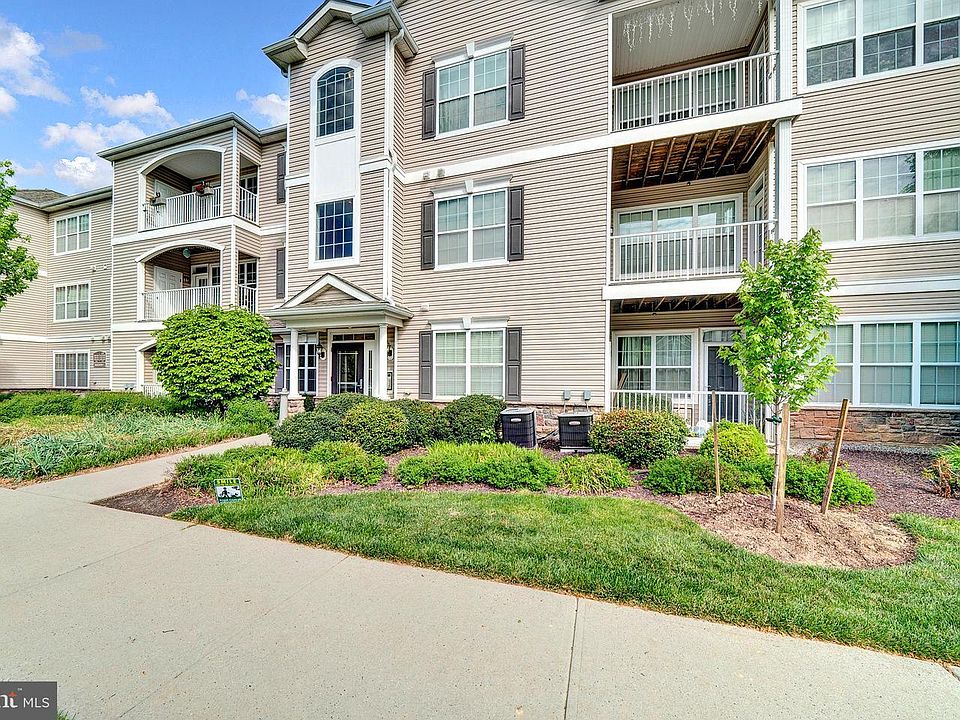 1st image of 126 Timberlake Dr