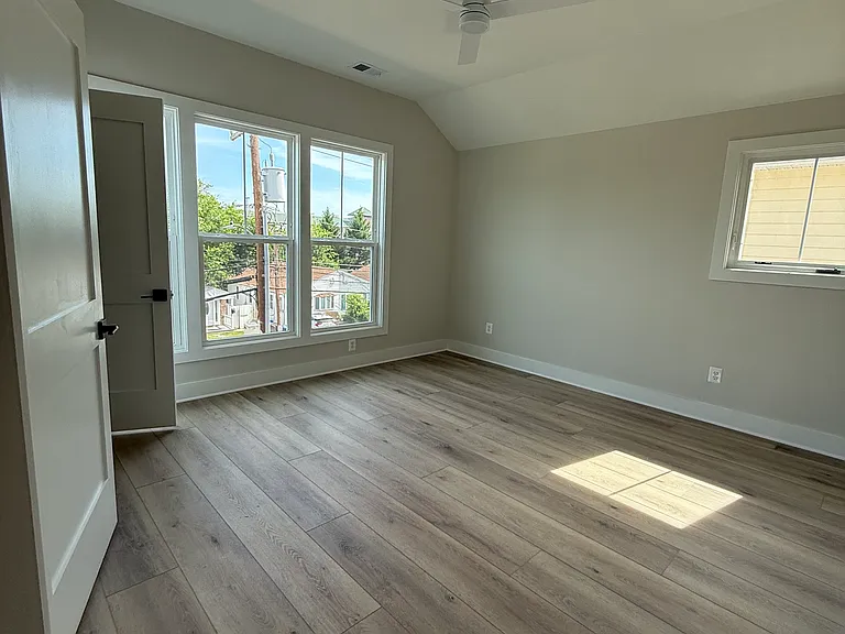 41 E Reed Ave — Photo 7