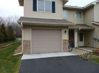 6387 Upper 13th St N, Oakdale, MN 55128