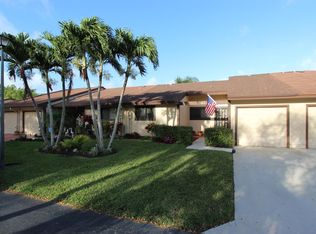 45 Mayfair Ln, Boynton Beach, FL 33426