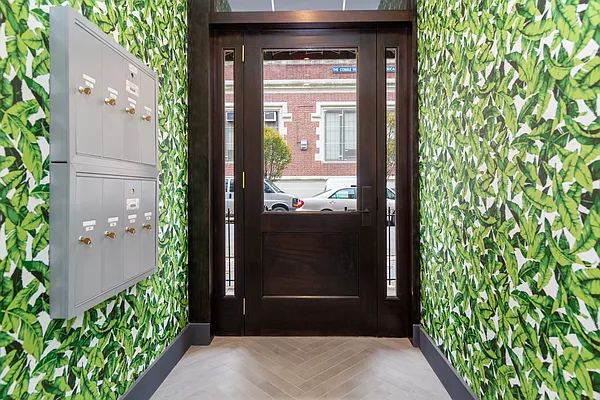 Rented by REAL New York | media 27