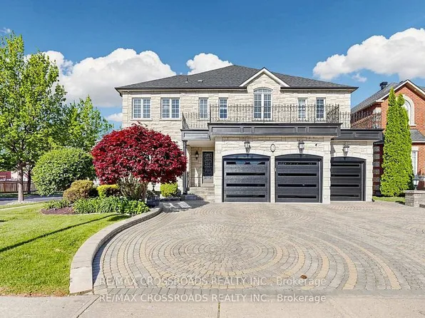 2 Mumberson Ct, Markham, ON L6C 1Y4