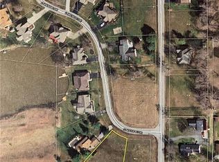 35 N Lakeside Dr, Madison, IN 47250