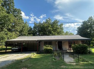 206 SW Oak St, Red Oak, OK 74563