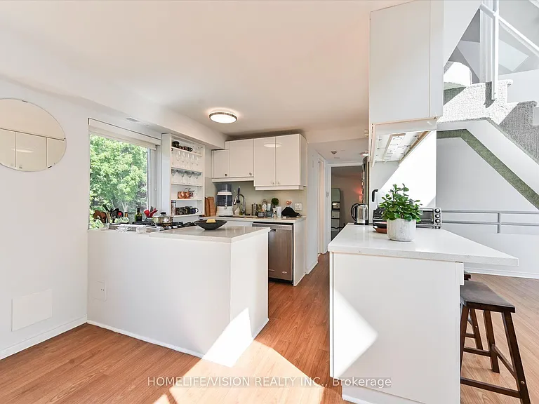 400 Summerhill Ave #3 — Photo 12