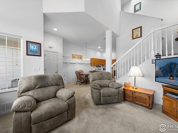 4th image of 20 Sebring Ln