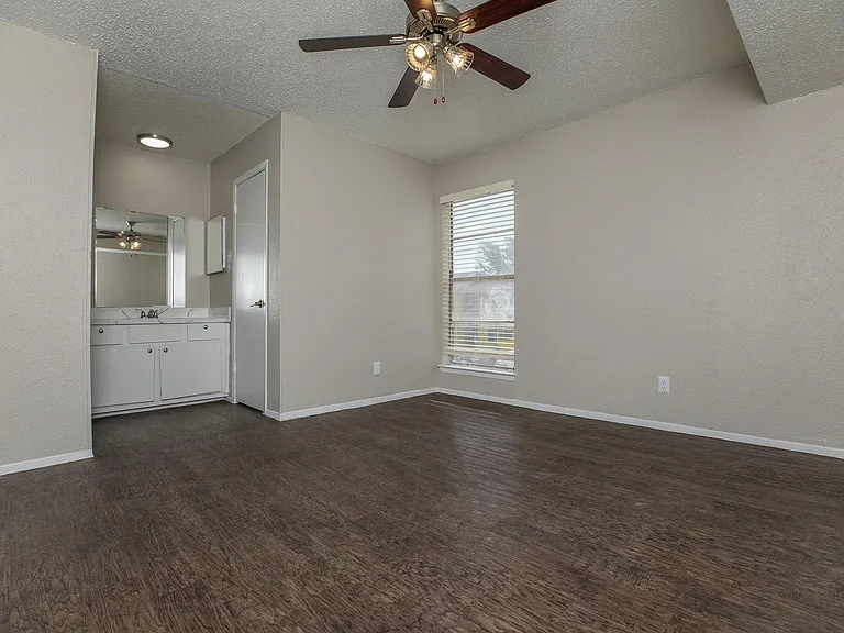 Villas del Zocalo Phase Four — Photo 54