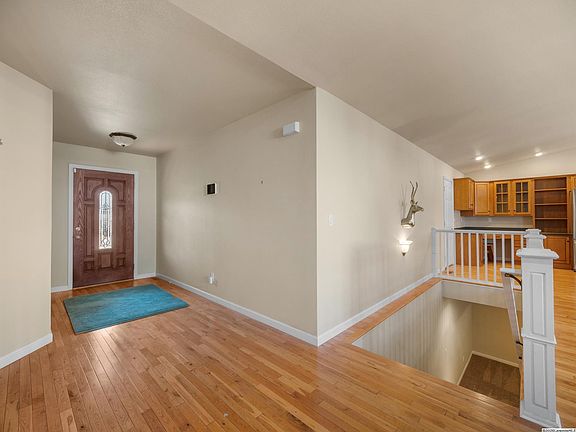 4th image of 2502 N 23rd St