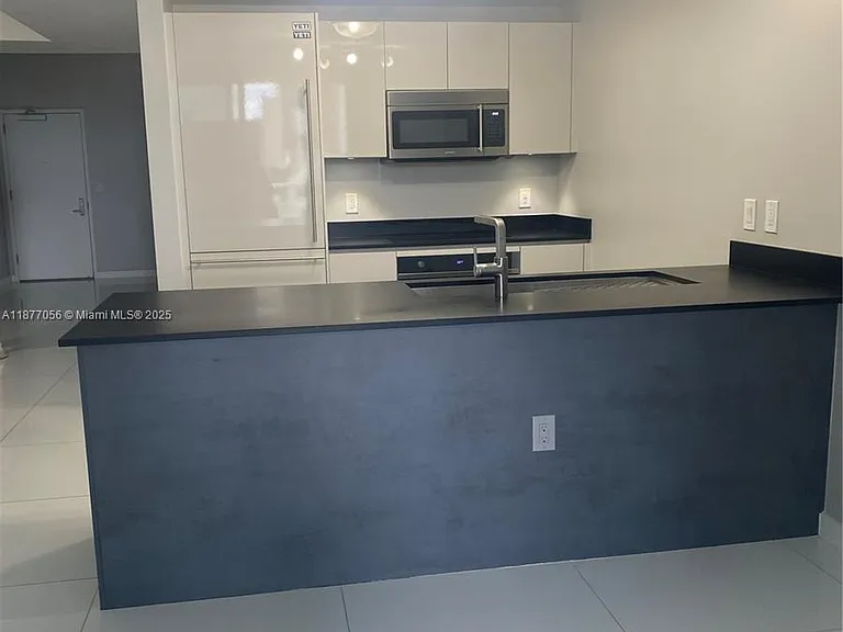 1010 Brickell Ave #1502 — Photo 9
