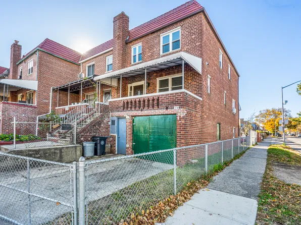 61-12 Main Street image 31 of 31