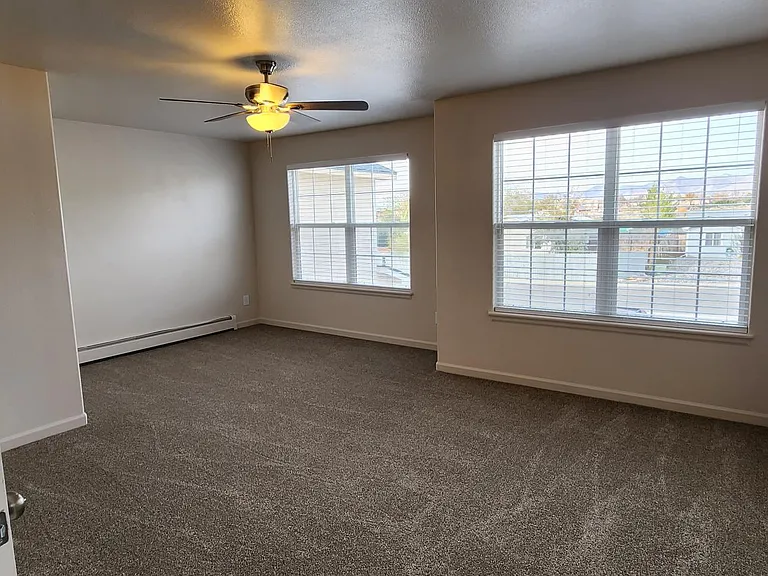3135 Perkins Dr #B — Photo 4