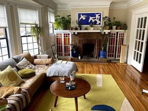 3rd image of 1840 Grove St #1840