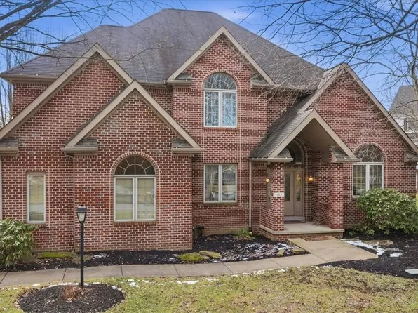 165 Sewickley Farm Cir, Mars, PA 16046