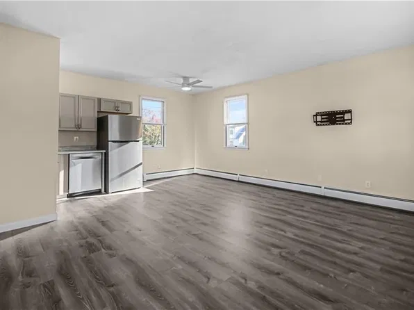 114 Lyon Ave, East Providence, RI 02914