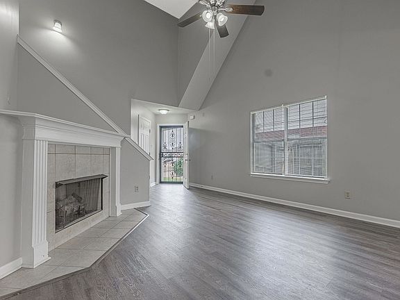 4th image of 7031 Estacada Way S