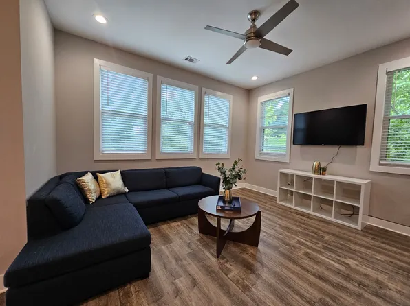 825 Monroe Dr NE, Atlanta, GA