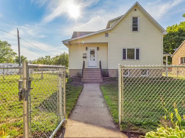 301 N Noquebay Ave, Peshtigo, WI 54157