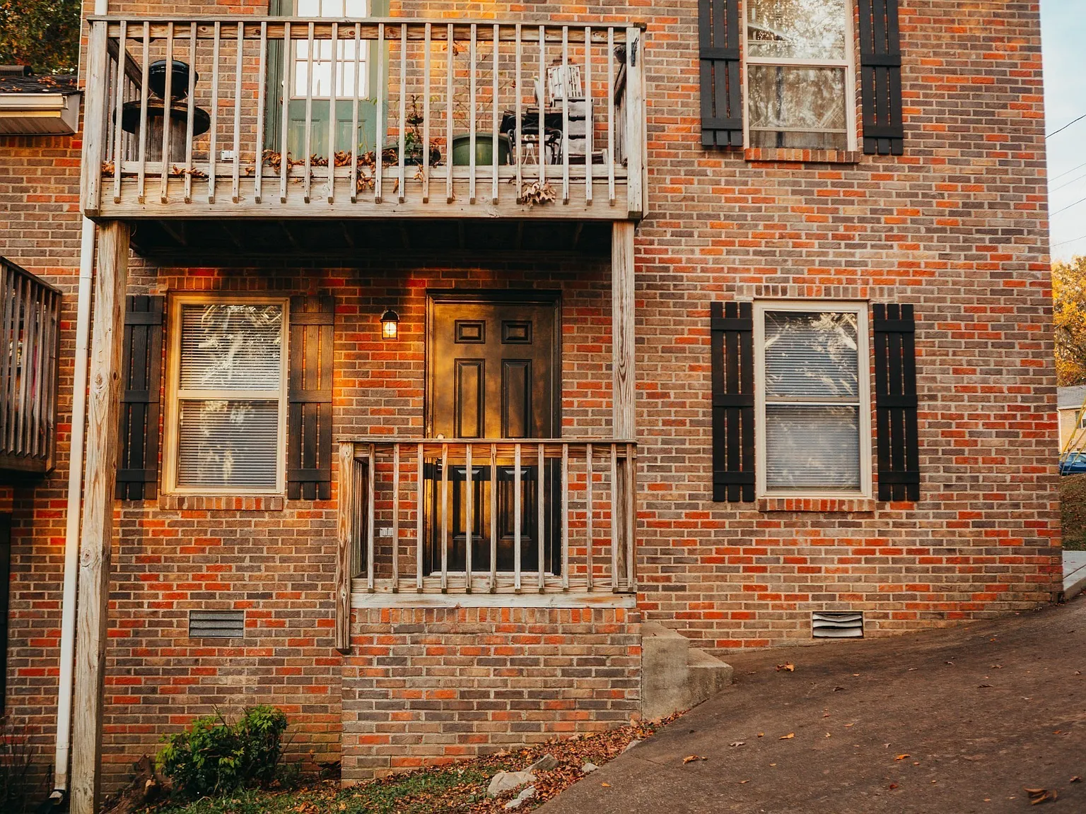 2 bed, 800 sqft, $825 — Photo 2