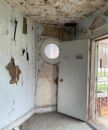 2nd image of 3107 E 27th St