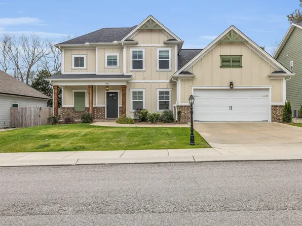 56 Winchester Dr, Rossville, GA 30741