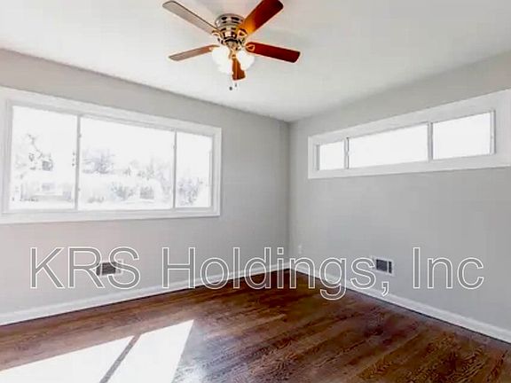 5th image of 103 Middleboro Pl