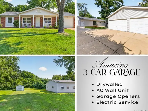 2534 Baltusrol Dr, Saint Louis, MO 63129