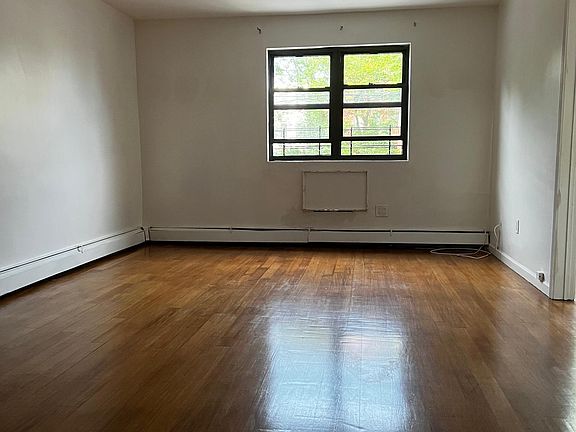 3rd image of 625 Barretto St Floor 2