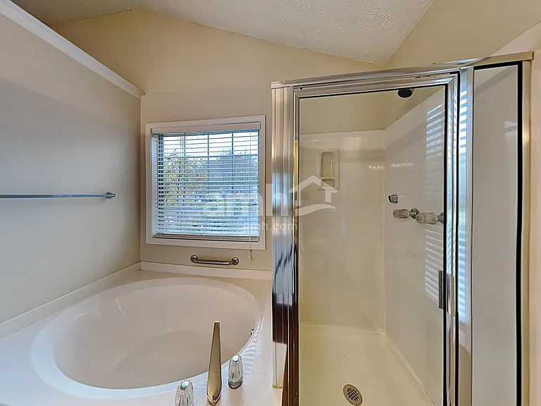 675 Lendl Ln — Photo 16