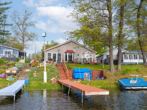 781 Bluegill Lake Rd, Harrison, MI 48625