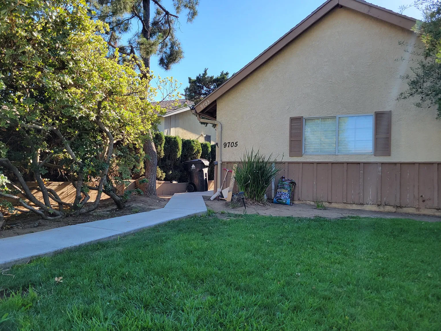 1 bed, 450 sqft, $2,100 — Photo 4