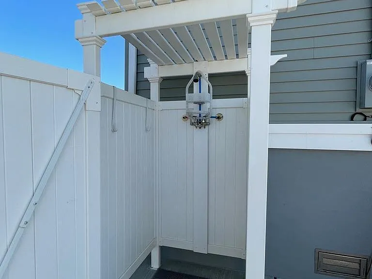112 Albacore Dr — Photo 5