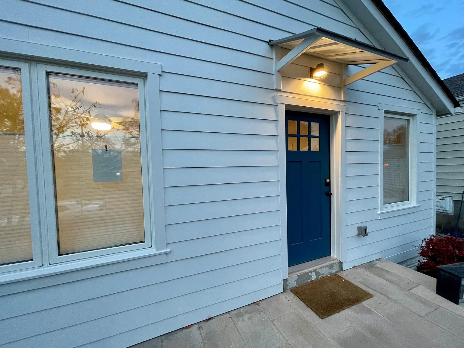 6015 Fyler Ave — Photo 3