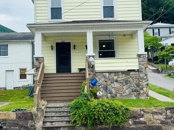 1600 Temple St, Hinton, WV 25951