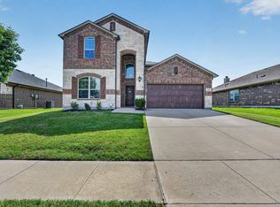 1332 Foxglove Ln, Burleson, TX 76028