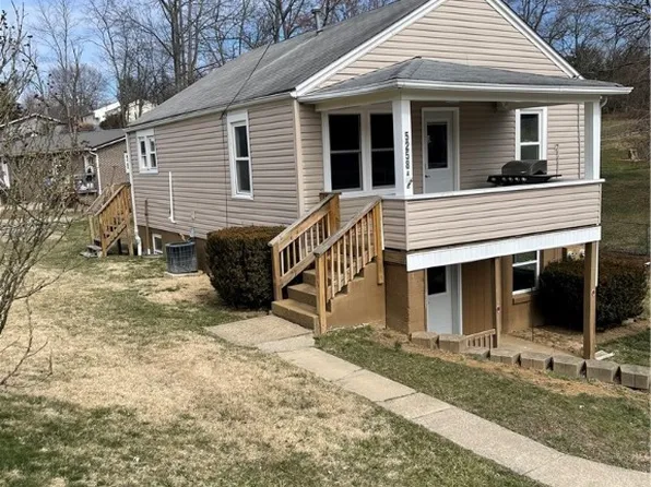 5258 Greywood Dr, Cross Lanes, WV 25313