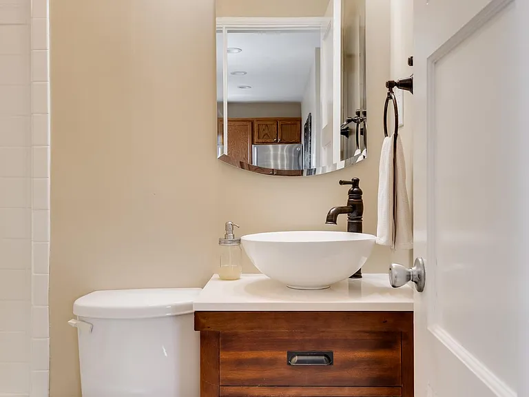 1458 N Newport Ave #2 — Photo 16