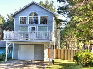 11 Surfside Dr, Yachats, OR 97498