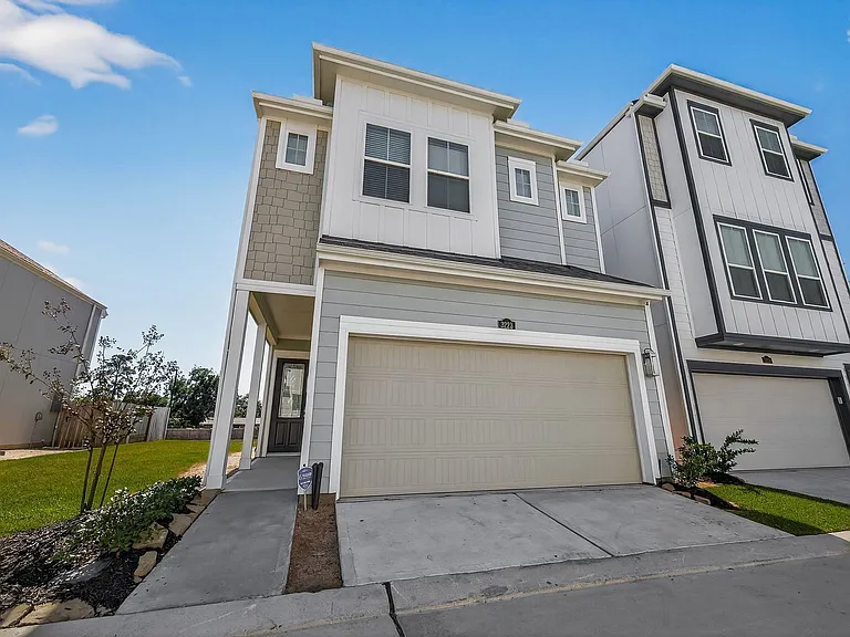 3223 Cedar Dawn Ln — Photo 3