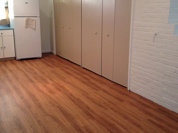 Kitchen & Dining area