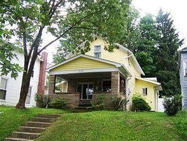 1st image of 529 E Henry St
