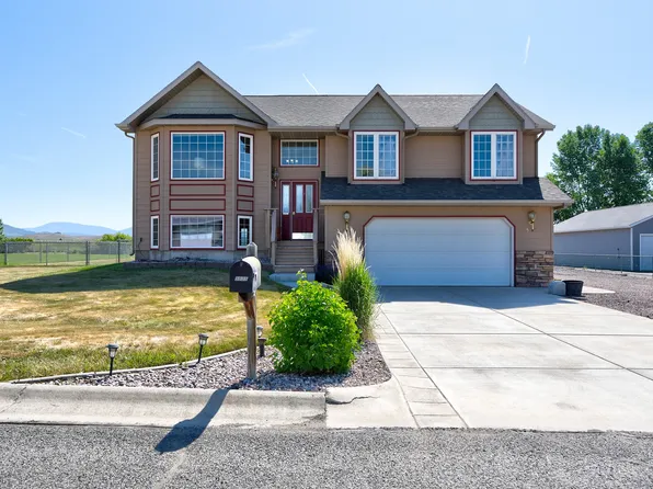 5835 Winter Wheat Dr, Helena, MT 59602