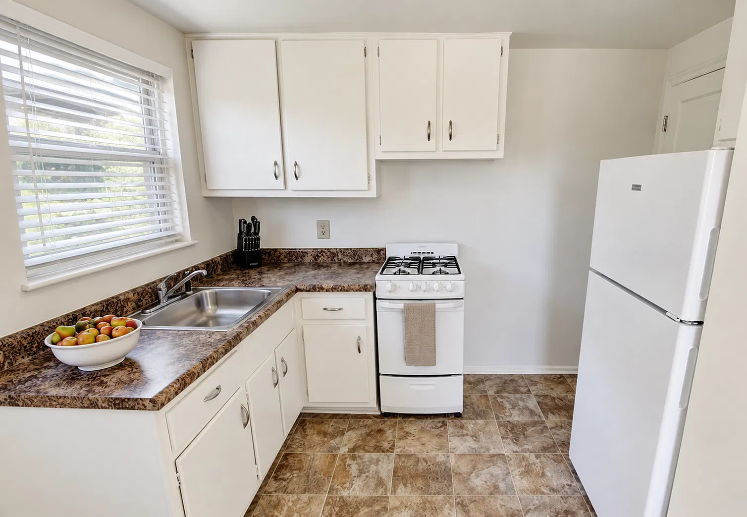Adams Park Apartments — Photo 3