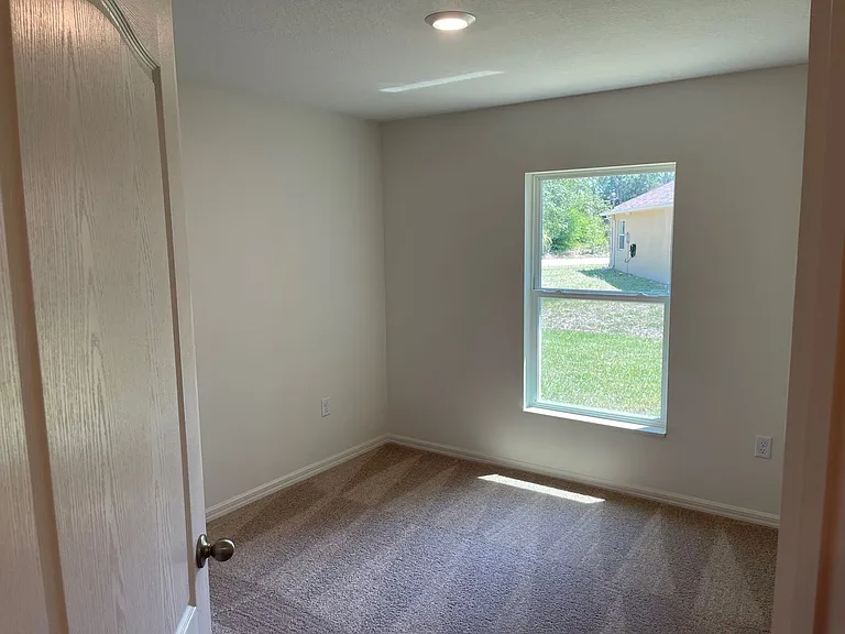 75 Raleigh Dr — Photo 11